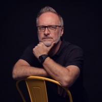 Max De Martino në Shqipëri