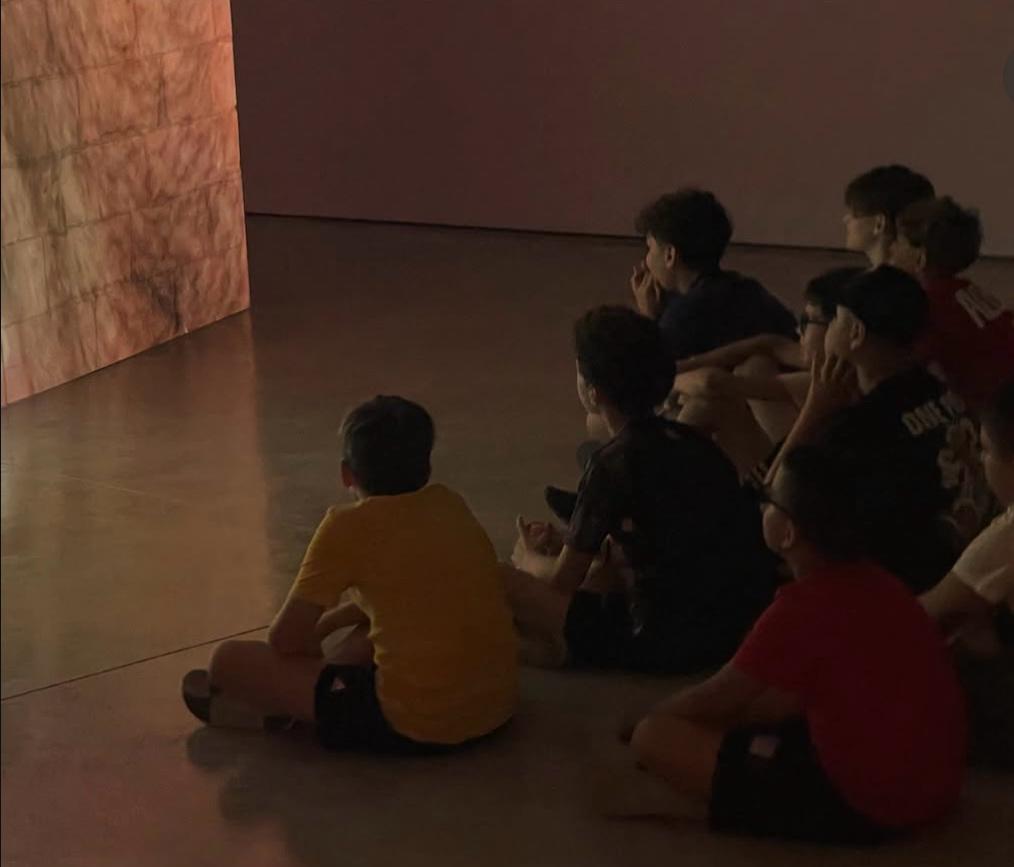 Family art guides Abito Mari